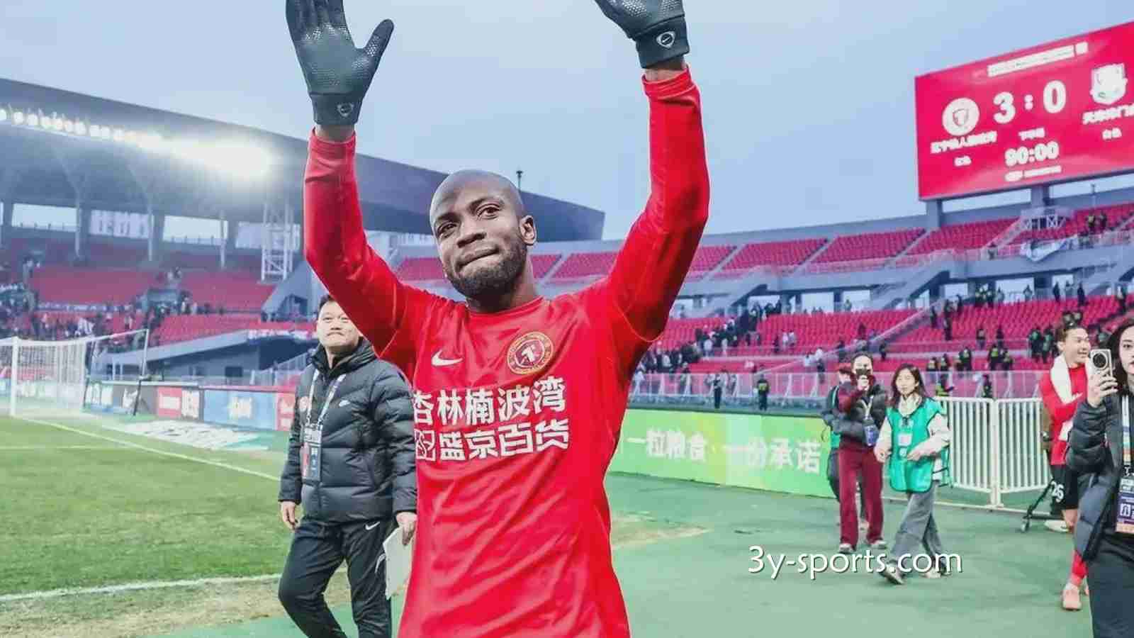 三亿体育独家专栏：中超经纪人更新表引热议，球迷称津门虎5年更换了28名外援