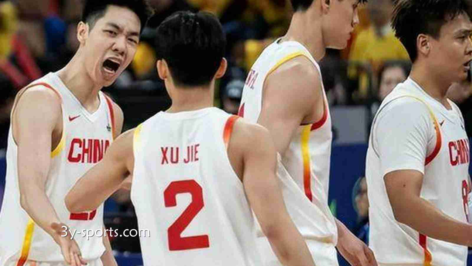 三亿体育特别报道：中国队逆转次日，“日本主场哨”登热搜，外国球迷质疑裁判